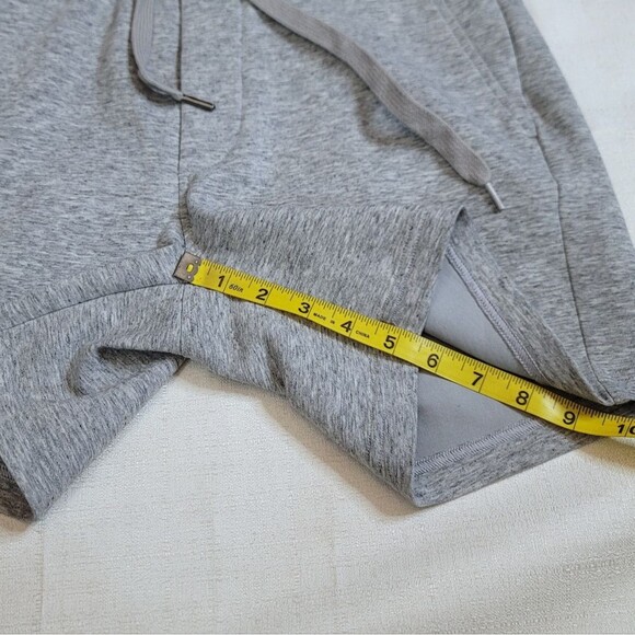 American Eagle Gray Drawstring Sweat Shorts Size Small - Picture 7 of 9